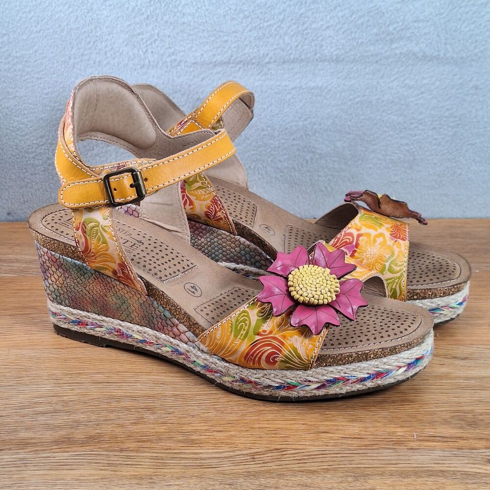 L'Artiste Spring Step Annmarie Women's 10.5 EU 41 Wedge Sandals Floral